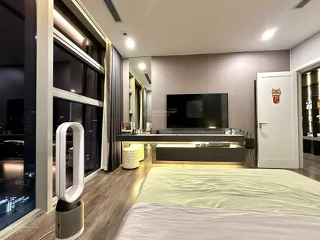 Bán căn hộ hoa hậu tòa aqua central diện tích 120m2, 3 phòng ngủ, 2 vệ sinh, đồ cơ bản, giá bán tốt