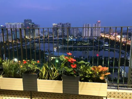 Bán nhanh căn hộ 72,7 m2 2pn2vs ban công đông nam giá 8 tỷ view hồ tòa c6 nội thất full đồ sẵn