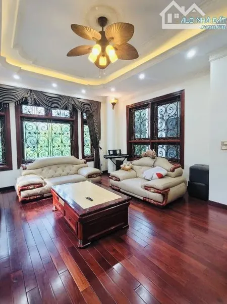 BÁN NHÀ PHỐ ĐẠI CỒ VIỆT-Q. HBT-NHÀ ĐẸP GẦN CV-KHU RẤT HIẾM NHÀ BÁN - 88m2-MT 9m- 25.4 TỶ