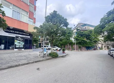 Bán chung cư vinaconex 21 hà đông 138,4 m2 3 pn full nội thất hiện đại