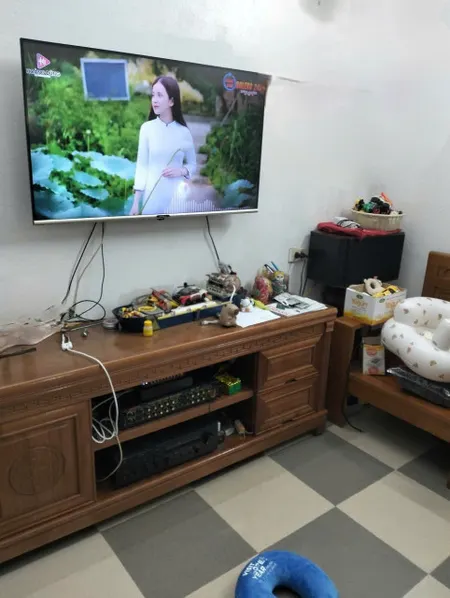 Nhà 3 tầng - 4 ngủ - 49m2 - gần Roacity  8,1 tỷ