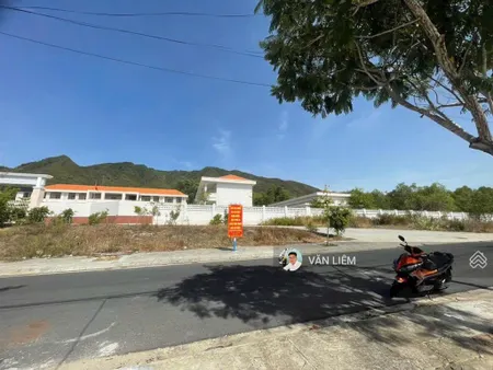 Hàng hiếm lô 2 mặt tiền đối diện trường tiểu học vĩnh thái khu tđc đất lành giá 3 tỷ 350