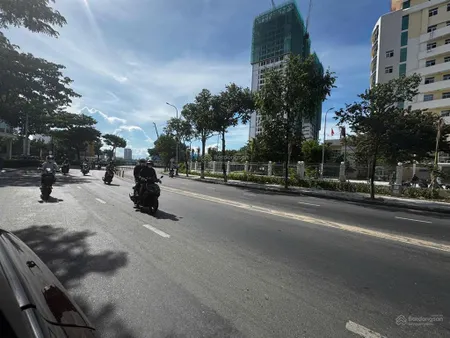 Bán gấp 4 lô đất liền kề mặt tiền trần hưng đạo, ngay khu biệt thự erovilla