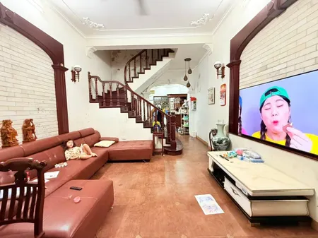 Bán Nhà! Nghĩa Đô,Oto Tránh,Vỉa hè 2 bên,Kinh doanh,DT: 75m2 x 4Tầng,MT: 4.5m,Giá: 29 tỷ Cầu Giấy