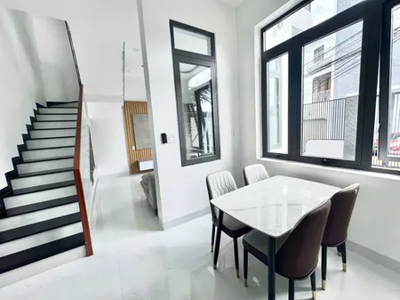 Bán nhà 100m² ngang 7.3m giá 2.59 tỷ Phường Ea Kao