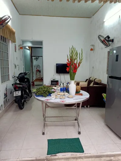 ♣ Sát Mặt tiền Hà Huy Giáp, Khu Đại Học gần Phan Đăng Lưu, 96m2, 4 phòng, 4.5 tỷ