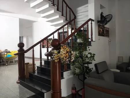 # MT Trần Cao Vân đi bộ ra Biển, 300m2, ngang 7.8m, 2 tầng kiểu Biệt Thự sân vườn rộng, 20.5 tỷ