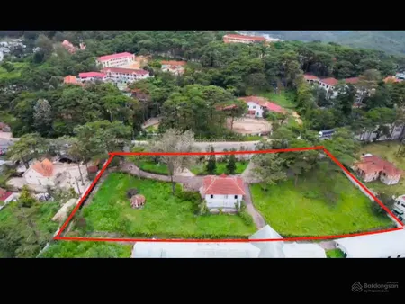 Bán lô đất hiếm 8900m2 mặt tiền đường hùng vương trung tâm tp. đà lạt