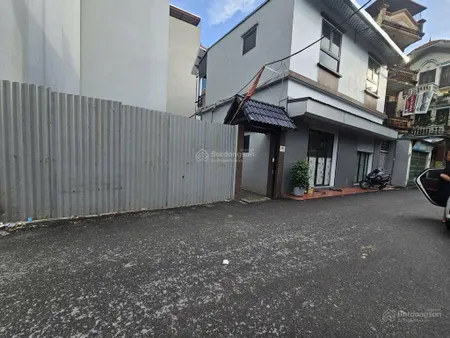 Đất lô góc siêu đẹp còn sót lại 70m2, mặt tiền 5m oto tránh khu phân lô đẹp xây gì cũng đẹp
