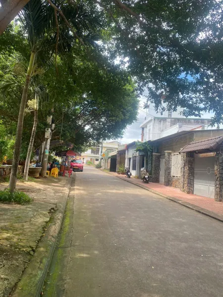 🏡 BÁN 2 LÔ ĐẤT VIEW CÔNG VIÊN SƠN LA – HẺM 49 Y ƠN, P. TÂN THÀNH, BMT 🏡
