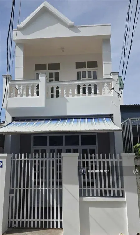 Bán nhà 2 tầng vĩnh hoà, nha trang, ra biển 900m, đường ô tô 7m, gồm 3pn 3wc