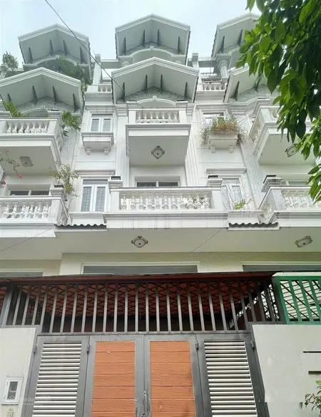 Hxh 1/ lê văn thọ 4x15m 1t lửng 3 lầu. giá 8.9 tỷ