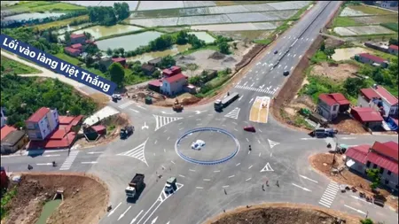 Cc em  bán lô đất tại việt thắng - Đồng Phúc  ⛔️ cách ngã 6 chỉ 200m ⛔️ Cách công nghiệp đang đền bù ruộng chỉ 300m Đường ô tô  Giá chỉ 8xx 0983088192