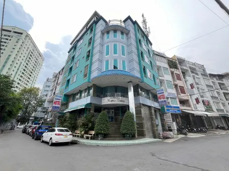 Chính Chủ Bán HXH Hoàng Sa, P.Đa Kao, Q.1: DT 12x15m, Giá 115 Tỷ. Liên Hệ Ngô Tú 0911160692 Để Xem Nhà!