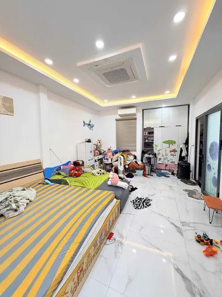 GIẢM 400 TR - BÁN 6.9 TỶ - NGAY PHAN XÍCH LONG - NHÀ MỚI CHÍNH CHỦ - 4PN LỚN - PHÚ NHUẬN VIP - NỞ HẬU H3G THÔNG -TL