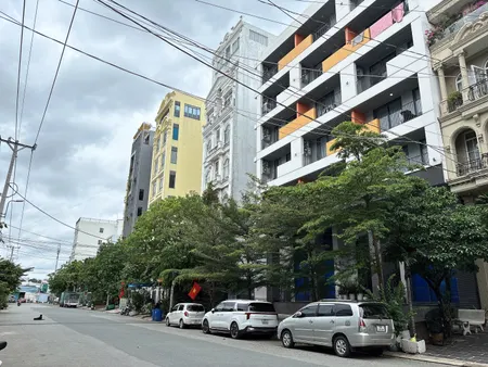 Bán Toà Nhà 7 Tầng, Mặt tiền Cao Thị Chính Q.7 – Đường 30M, Ngay Phú Mỹ Hưng