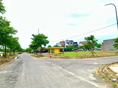 Cần bán gấp lô đất mặt tiền đường lớn cẩm phô, hội an, gần ngã tư hùng vương, giá chỉ 54 triệu/m²