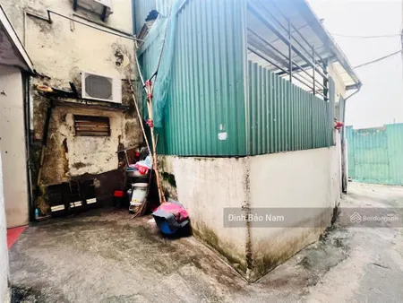 Bán đất vệ hồ 57m mt 6m lô góc cách mặt hồ tây đúng 5 bước chân phù hợp cho ai thích gần hồ