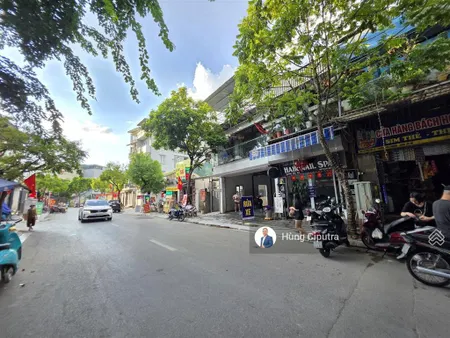 Siêu phẩm đất tây hồ gần ciputra. 240m2 mặt tiền 18m, sâu 14. lô góc 1 mặt phố, 1 mặt ngõ