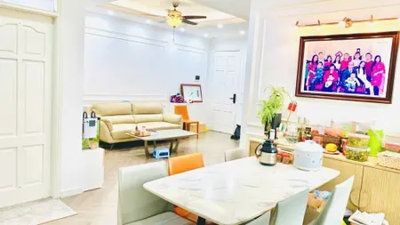 Chung cư vinaconex mặt phố nguyễn thị định, cầu giấy 100m 3 ngủ, 2wc căn góc, tầng giữa ful đồ