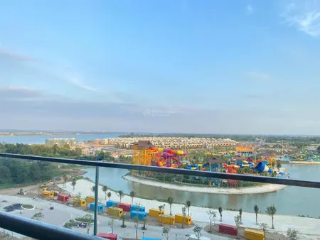 Bán căn studio the beverly, dt34m2, giá 2.19 tỷ bao sổ, ban công nhìn công viên, nhà mới 100% cđt
