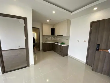 Bán nhanh căn 1pn 1wc 50m2 q7 boulevard full nội thất sẵn hđ thuê 2.35 tỷ không vay