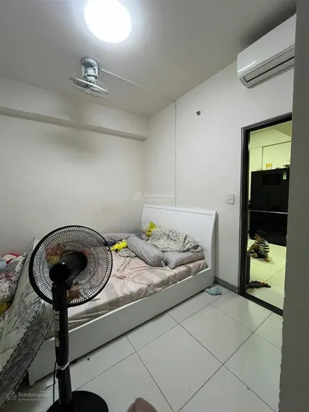 Cần bán gấp căn 50m2 giá chỉ 2 tỷ 18 lầu đẹp view đông nam, sổ hồng cầm tay