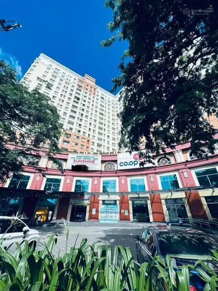 Bán căn hộ tô ký 62m2, 2pn giá 2.4tỷ nhà nội thất sẵn 0906 335 ***