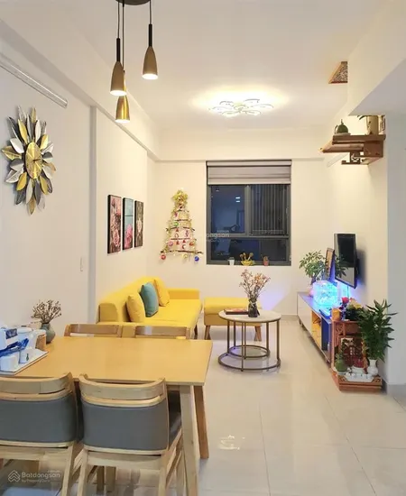 Tôi kẹt tiền, không gồng nỗi lãi bank, bán gấp căn hộ 2pn 1tỷ65 bao thuế phí. 0563 272 ***