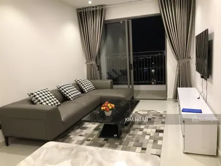 Chủ hạ giá bán gấp cc hausneo quận 9 dt76m2 2pn tầng trung giá 1 tỷ 680 shr công chứng ngay