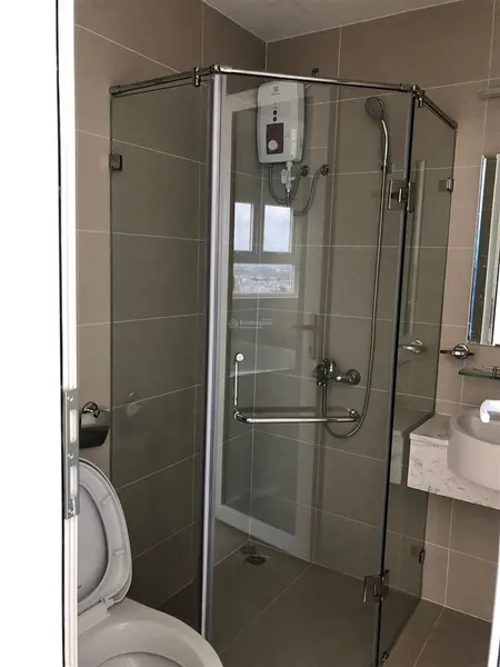 Bán cc đẹp tại the hyco4 tower, 2,45 tỷ, 68m2, bình thạnh, hcm