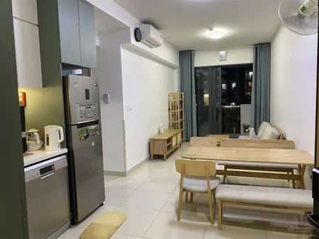 Emerald 71m2 2pn 2wc full nội thất đẹp, đẹp lắm, tầng thấp view công viên, đặc biệt là hướng nam