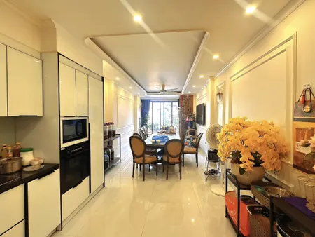 Nhà Mới! Thái Thịnh,Oto,Thang Máy,Kinh Doanh,DT: 62m2 x 7Tầng,Giá: 23.5 tỷ Đống Đa