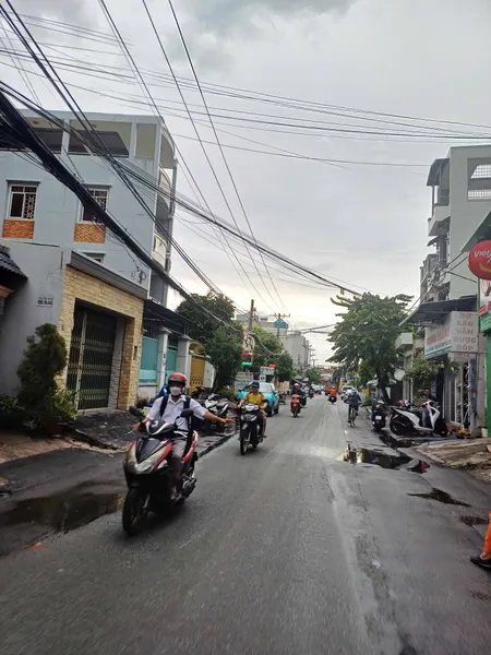 Ngộp giảm sốc 3.7 tỷ – Biệt Thự Hiệp Bình Chánh 152m² – HXH - Gần Phạm Văn Đồng – Giá Chỉ 12.8 Tỷ - ngang 9.5m!
