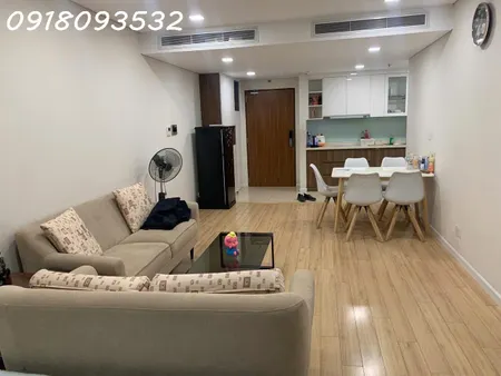 Cho thuê căn hộ 3PN, 93m2 Vũ Trọng Phụng, Thanh Xuân - Giá 16tr/tháng, Sổ Hồng. LH: 0918093532