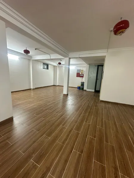 Cần bán tòa CCMN mới tinh 7 tầng thang máy - ngõ nông - 20m ra phố
