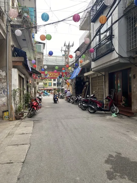 SIÊU PHẨM – NHÀ 5 TẦNG THANG MÁY – NGÃ TƯ CHỢ MƠ – BẠCH MAI - HAI BÀ TRƯNG - GIÁ 13,95 TỶ