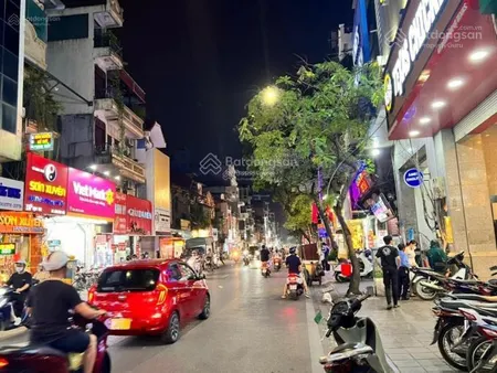 Bán nhà mặt phố bạch mai, dt 300m2 x 3 tầng, giá 70 tỷ