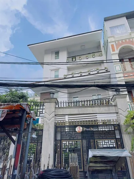 (shock) bán góc 2 mặt tiền đường lê văn sỹ, hẻm 8m, 11x20m, 4 tầng, làm cty, giá 41 tỷ tl