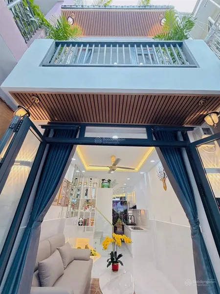 Nhà mới đẹp 3x7m 1 trệt 1 lầu 2pn 2wc hẻm phú thọ hoà tân phú