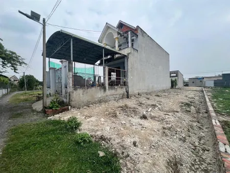Bán đất 1 sẹc 824 vào 200m xã mỹ hạnh nam, 150m2 thổ cư có sổ riêng giá bán 1 tỷ. 0937 866 ***