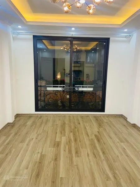 Bán căn nhà phố yên hoà cầu giấy vị trí đắc địa hiếm có nhà bán phân lô gần ôtô trước nhà rộng