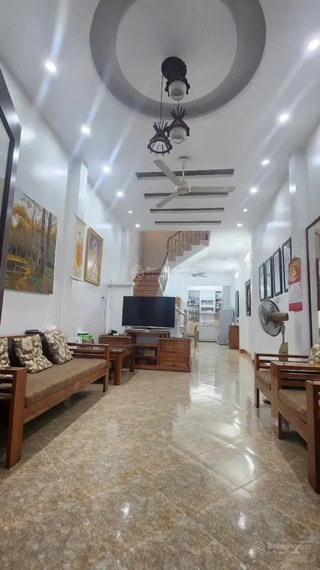 Bán nhà đẹp phố phúc tânhoàn kiếmhà nội, 4 tầng, ô tô đỗ cửa, sân cổng, vài bước tới hồ hoàn kiếm