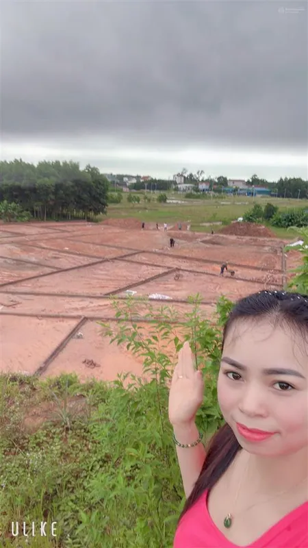 Lô đất đáng giá trước đất cống thoát nước bo vỉa đường giải nhựa xung quanh giá 950 tr dt 100 m2