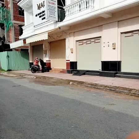 NHÀ MẶT TIỀN 4 TẦNG NGAY CHỢ CÁI VỒN - VĨNH LONG.