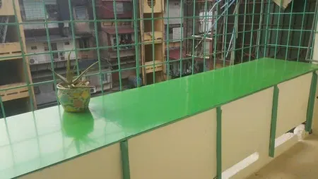 Cho thuê căn hộ tập thể tầng 5 ngõ 102 Lê Văn Thiêm 60m2 x 2 ngủ, 1 wc, 7 Triệu