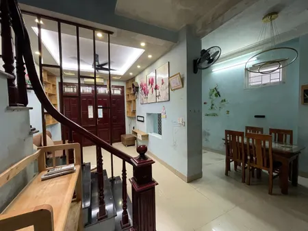 Cho thuê nhà nguyên căn 151 Nguyễn Đức Cảnh, 45m2 x 3 tầng - 2 ngủ - 3 wc, 9 triệu/ tháng