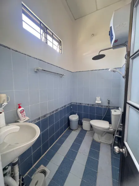Căn nhà đẹp hẻm Thông Dã Tượng và Hoàng Diệu, cách Biển chỉ 300m.
Dt gần 70m2 Giá bán 4,8 tỷ (còn bớt)
Liên hệ:
