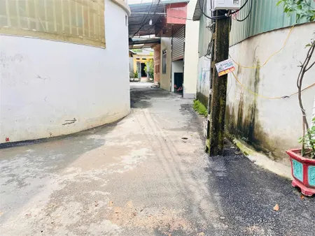 Siêu phẩm trung tâm thị trấn chúc sơn diện tích 51m mặt tiền = hậu 4,15m vuông vắn chưa có