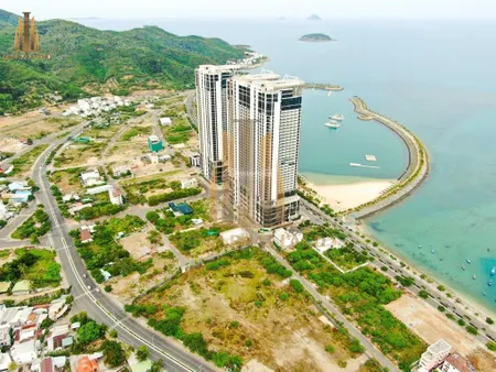 Bán 413,4m2 mặt tiền phạm văn đồng, nha trang chỉ 7x/tr/m2